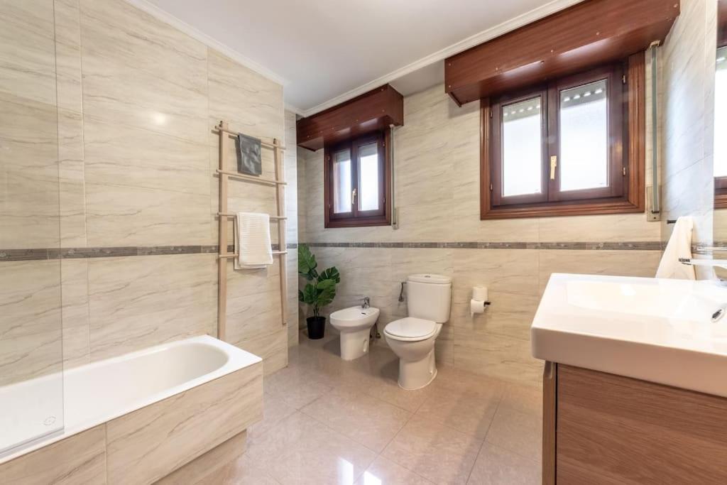 Acogedor Piso En Santurtzi .Parking Privado Leilighet Eksteriør bilde